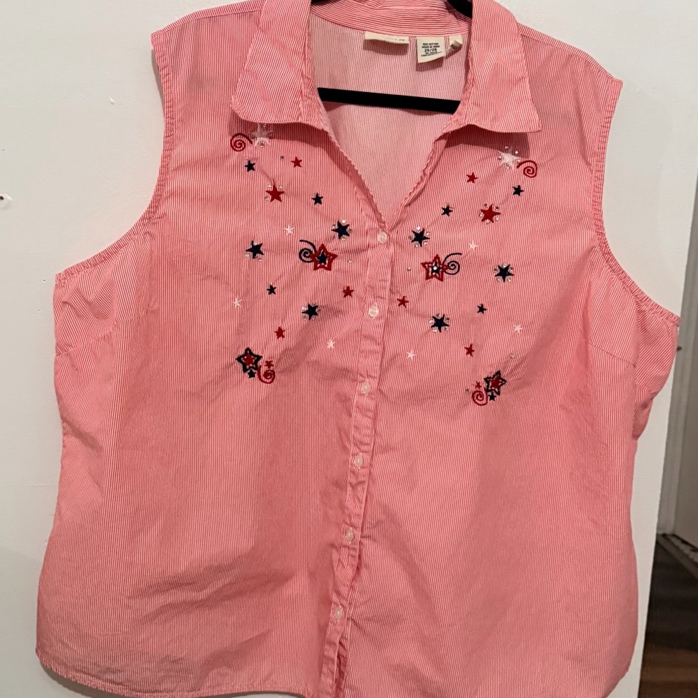 Quizz Red and White Striped Sleeveless Shirt Vintage Style Patriotic 4th of July